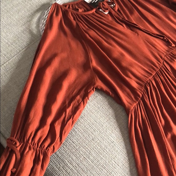 BRICK TUNIC BABY DOLL COLD SHOULDER TOP - Picture 6 of 8